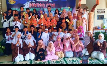 Pentas Seni dan Pembagian Rapor Al Hikmah, Kolaborasi Sekolah, Masjid, dan Keluarga dalam Menyiapkan Generasi Masa Depan