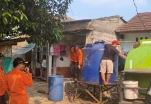 Distribusi Air Bersih Terus Berjalan, Pemkot Tangsel Bantu Warga Terdampak Kekeringan