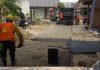 Hotmix Kp . Cijengir Binong Jadi Sorotan, Volume Diduga Dikurangi, Material Dasar Mirip Lumpur, Pengawas Kecamatan Terkesan Acuh.