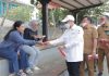 Wakil Wali Kota Tangsel Bagikan Ribuan Masker ke Warga