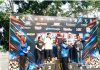Intan Nurul Hikmah Wakil Bupati Tangerang Serahkan Piala Kelas Bracket 9 Detik Wanita.